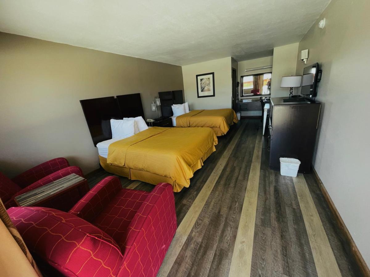 Royal Inn & Suites Mountain Grove 외부 사진