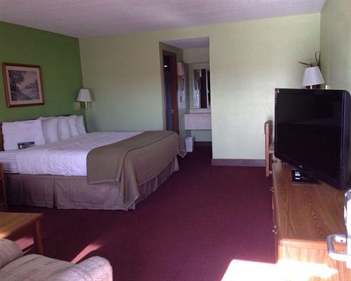 Royal Inn & Suites Mountain Grove 외부 사진